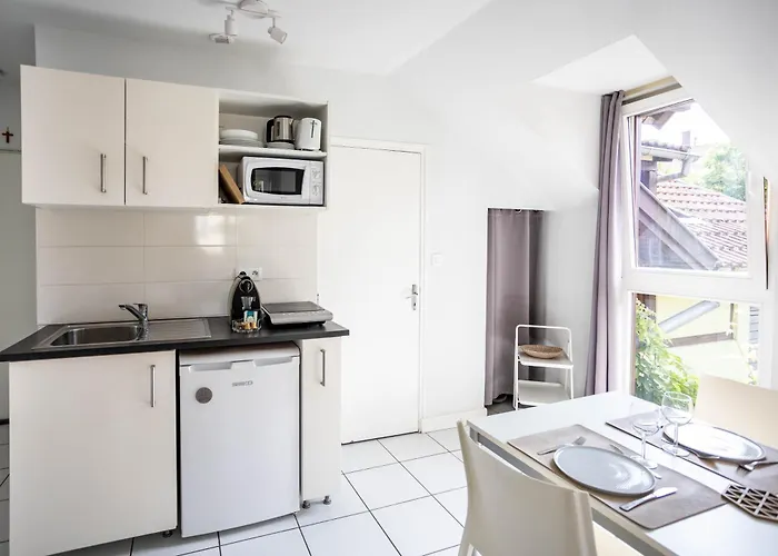Appartement Des Logis Des Jardiniers Strasbourg-roberstau Straatsburg